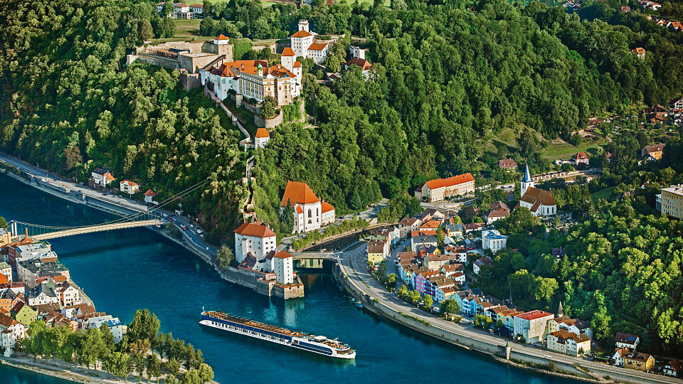 /images/r/amawaterways-passau-2/c960x540g0-77-1796-1088/amawaterways-passau-2.jpg