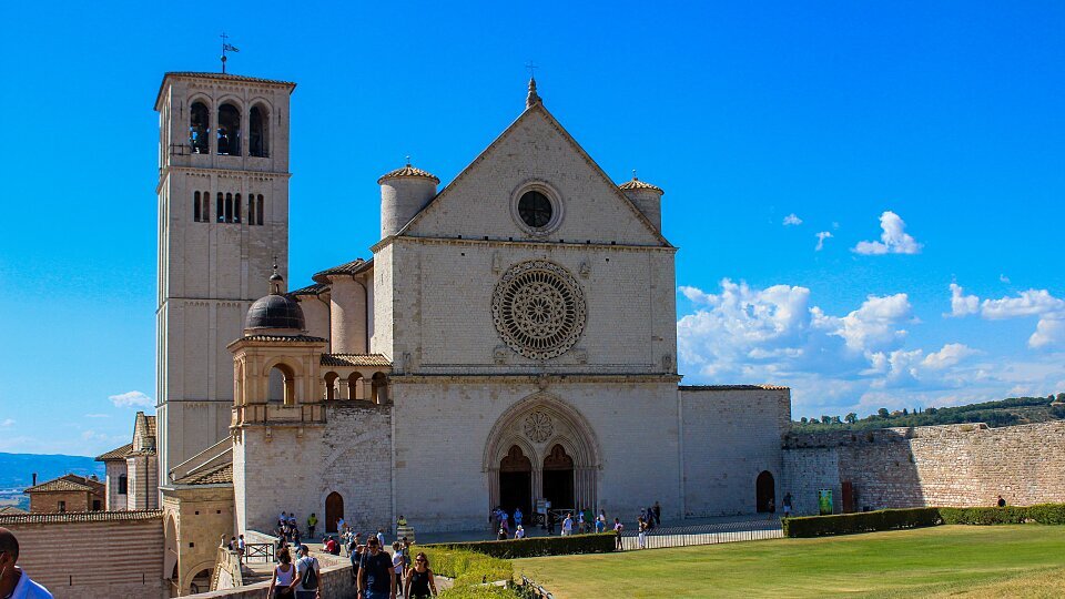 /images/r/assisi/c960x540/assisi.jpg