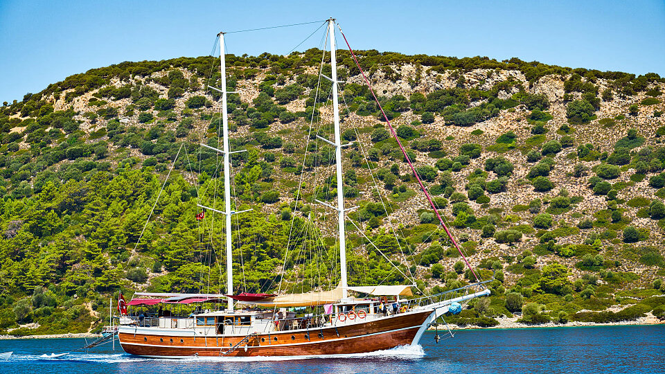 /images/r/blue-voyage-gulet-boat-turkey/c960x540g0-61-1920-1140/blue-voyage-gulet-boat-turkey.jpg