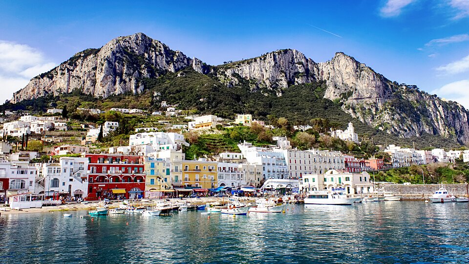 /images/r/capri_italy/c960x540g0-198-1920-1278/capri_italy.jpg