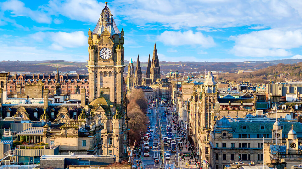 /images/r/edinburgh/c960x540g0-312-3000-2000/edinburgh.jpg