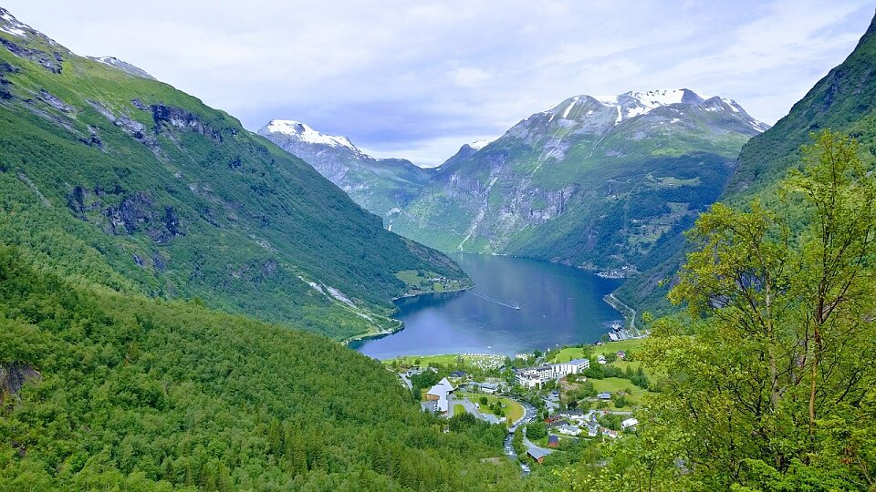 /images/r/geiranger-norway-2/c960x540/geiranger-norway-2.jpg