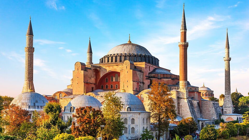 /images/r/hagia-sophia_istanbul_edited/c960x540g0-284-6719-4066/hagia-sophia_istanbul_edited.jpg