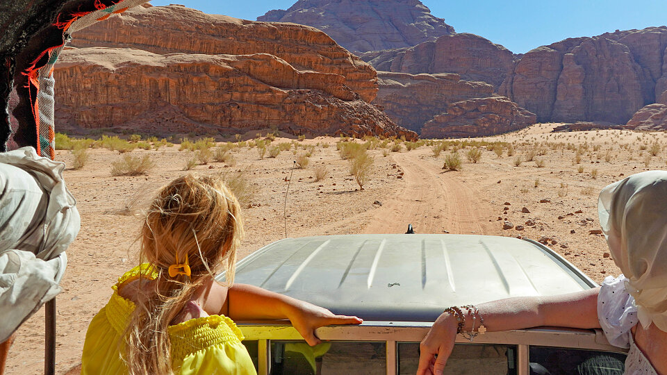 /images/r/jordan-desert/c960x540g0-286-4862-3022/jordan-desert.jpg