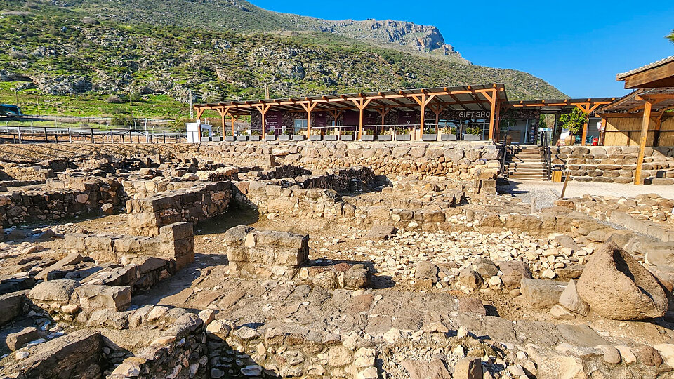 /images/r/magdala_ruins/c960x540g1-83-2048-1235/magdala_ruins.jpg