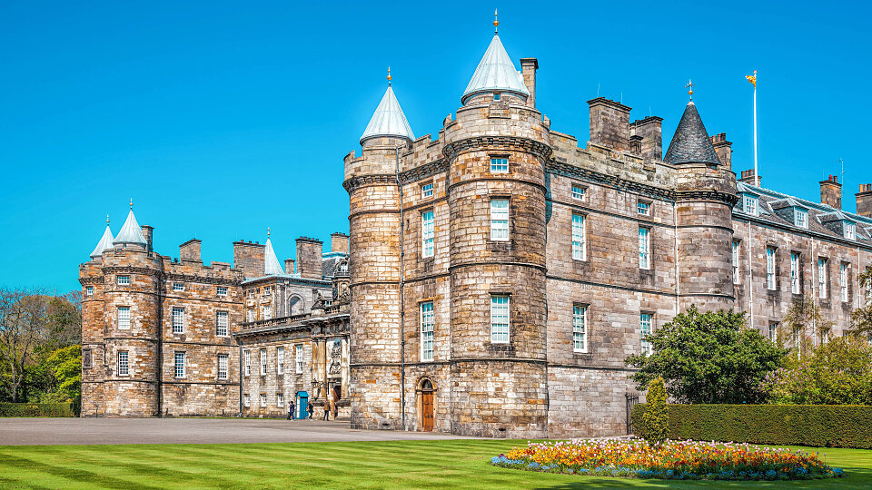 /images/r/palace-of-holyroodhouse_edinburgh_scotland_1-2/c960x540g0-292-5616-3452/palace-of-holyroodhouse_edinburgh_scotland_1-2.jpg