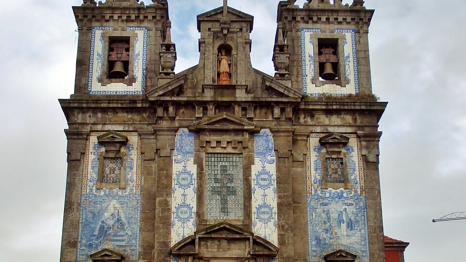 /images/r/porto-church/c960x540g1-447-1417-1243/porto-church.jpg
