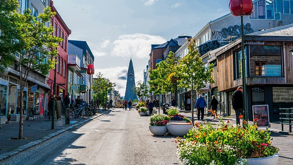 /images/r/reykjavik-iceland/c960x540g0-64-640-424/reykjavik-iceland.jpg