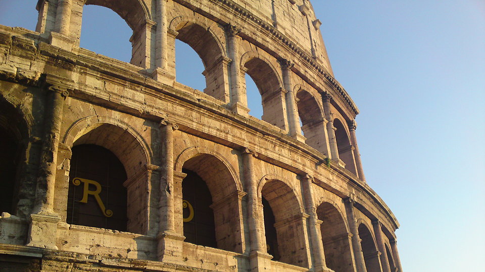 /images/r/rome_colosseum_2/c960x540g0-0-3264-1838/thumb.jpg