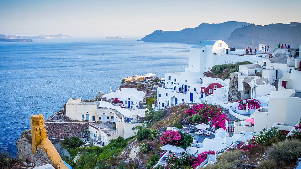 /images/r/santorini-sunset-2/c960x540g0-128-3765-2247/santorini-sunset-2.jpg