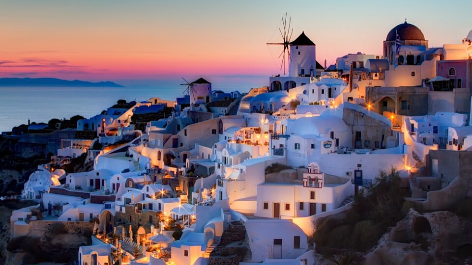 /images/r/santorini_1/c960x540g1-96-999-658/santorini_1.jpg