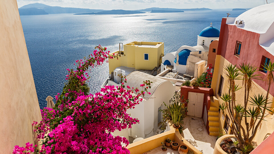 /images/r/santorini_greece_6/c960x540g0-295-5647-3470/santorini_greece_6.jpg