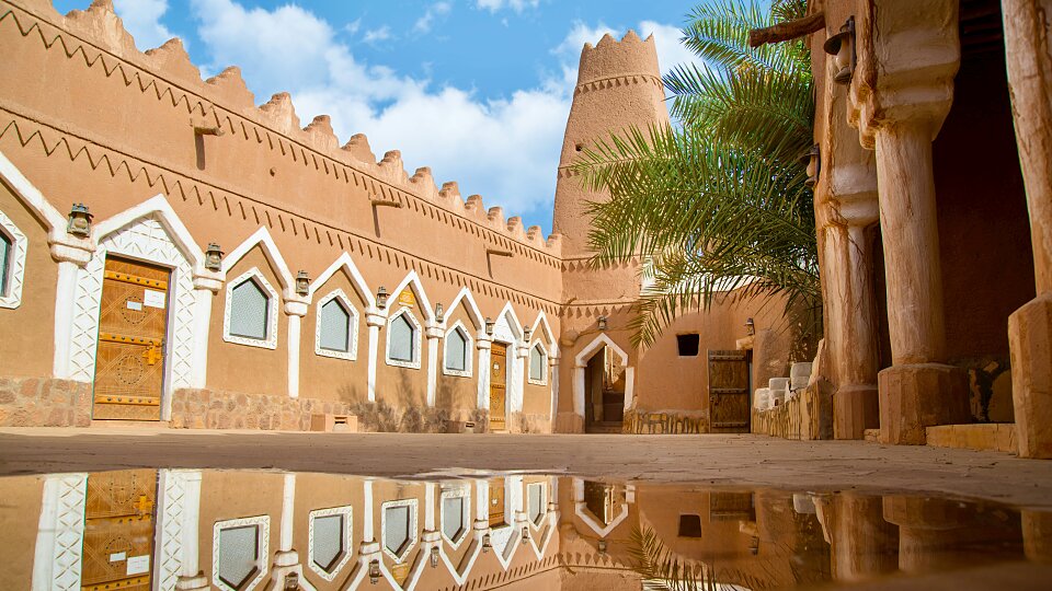 /images/r/saudi-arabia_architecture/c960x540g0-0-7360-4141/saudi-arabia_architecture.jpg
