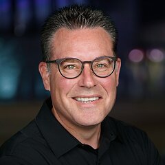 Tim Niekerk