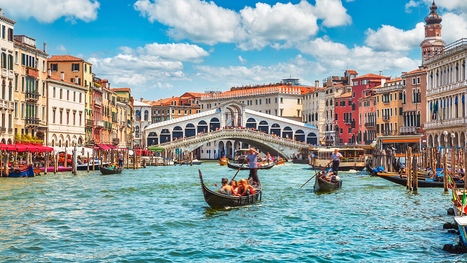 /images/r/venice/c960x540g0-261-4753-2935/venice.jpg