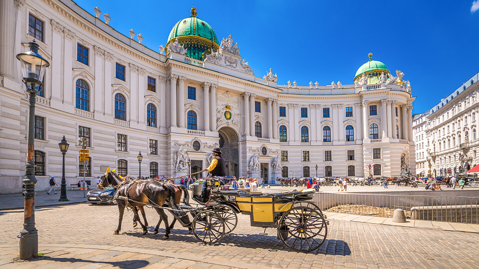 /images/r/vienna_shutterstock_385306363/c960x540g0-295-5492-3385/vienna_shutterstock_385306363.jpg