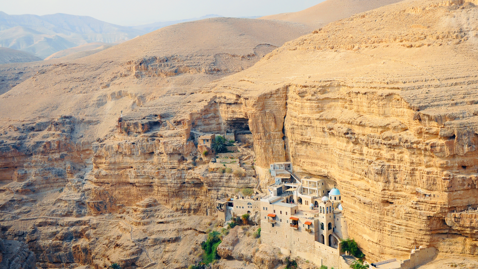 /images/r/wadi-qelt-shutterstock_185146079/c960x540g0-83-1920-1163/wadi-qelt-shutterstock_185146079.jpg