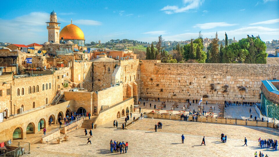 /images/r/western-wall_jerusalem_aerial/c960x540g0-591-2048-1743/western-wall_jerusalem_aerial.jpg