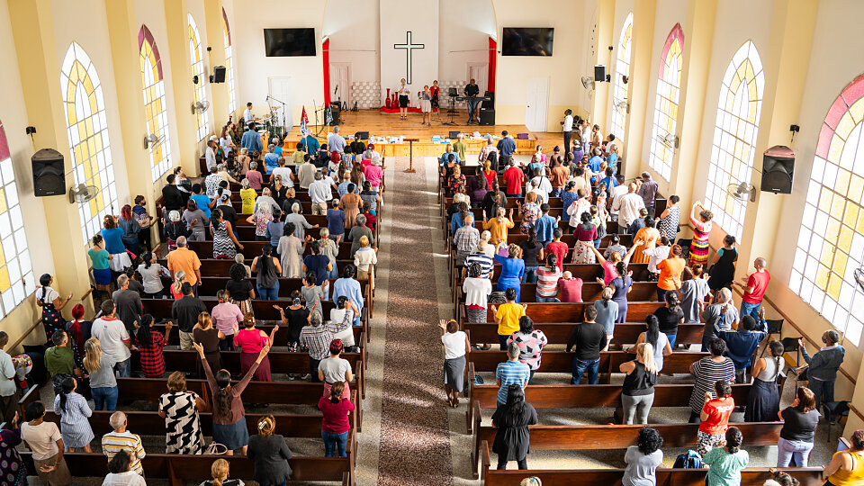 /images/r/cuba-church-11/c960x540g150-314-1993-1350/cuba-church-11.jpg