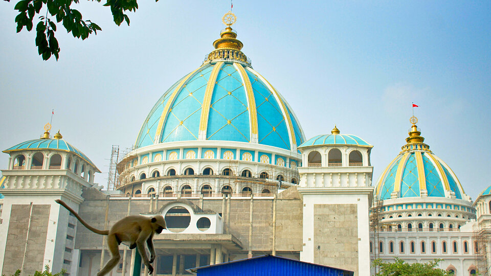 /images/r/iskcon-hindu-temple-in-mayapur-india-1/c960x540g0-268-5154-3166/iskcon-hindu-temple-in-mayapur-india-1.jpg